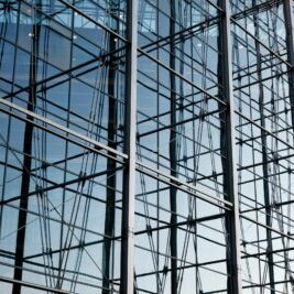 a large building with lots of metal scaffoldings